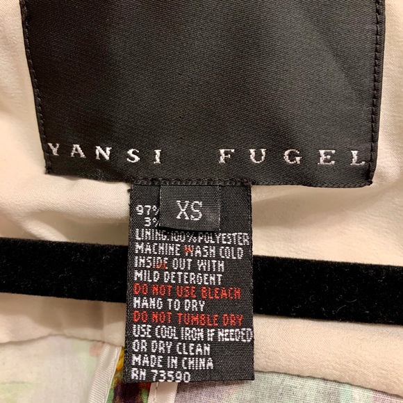 Wearable Art Yanci Fugel blazer - Picture 5 of 5